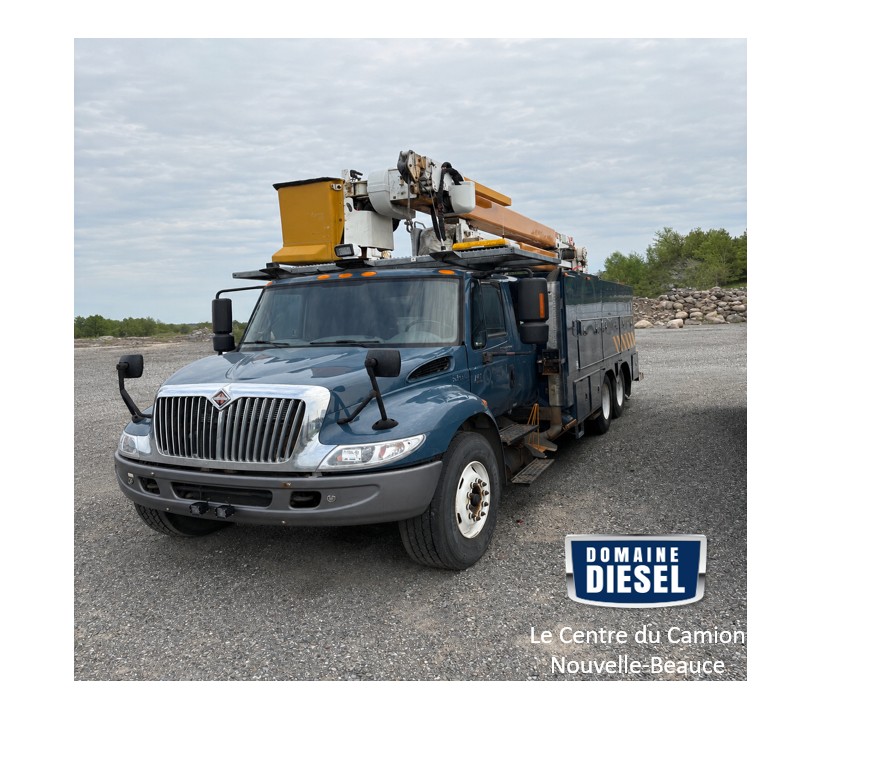International 4400 2005 Avec Nacelle Posi-Plus 500-50-RU